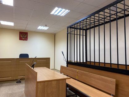 Сотрудник исправительной колонии предстанет перед судом по обвинению в получении взятки